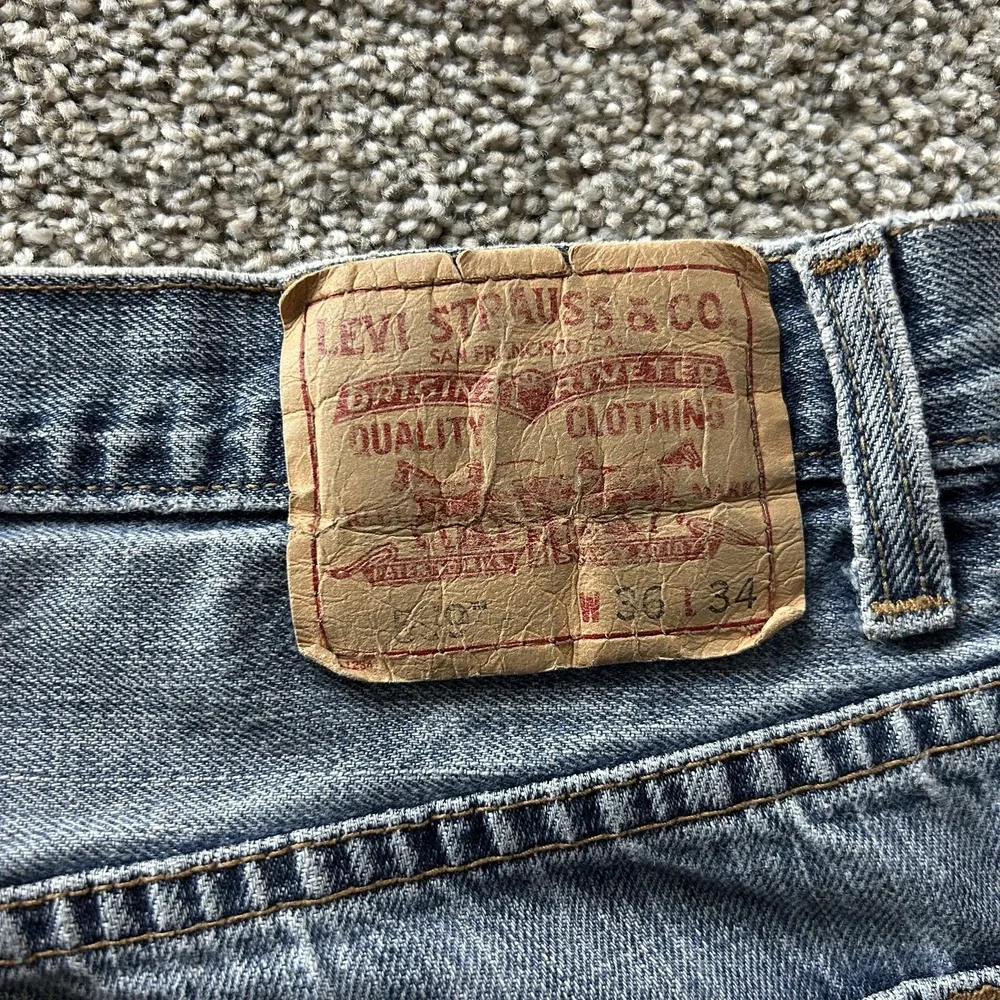 Y2K Levis 559 Jeans Mens 36x34 Medium Wash Blue Denim Relaxed Straight Cotton